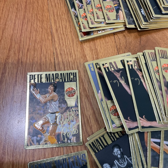 Assorted Topps Fleer Basketball Player Cards from 1990's - Picture 2 of 5